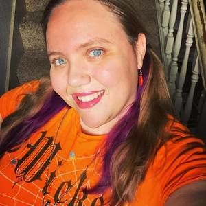 Meet your Posher, Sally